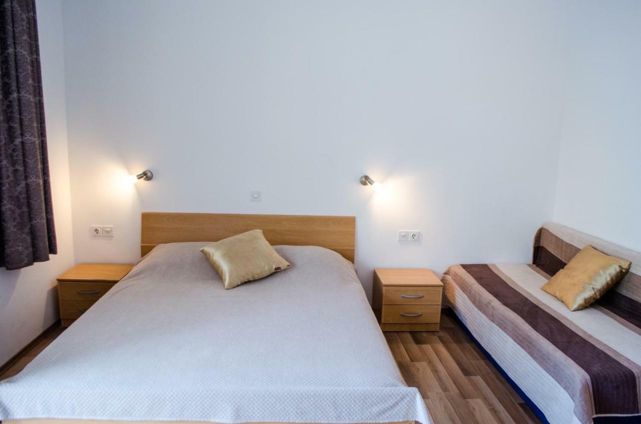 Apartments Rina ツァヴタット エクステリア 写真